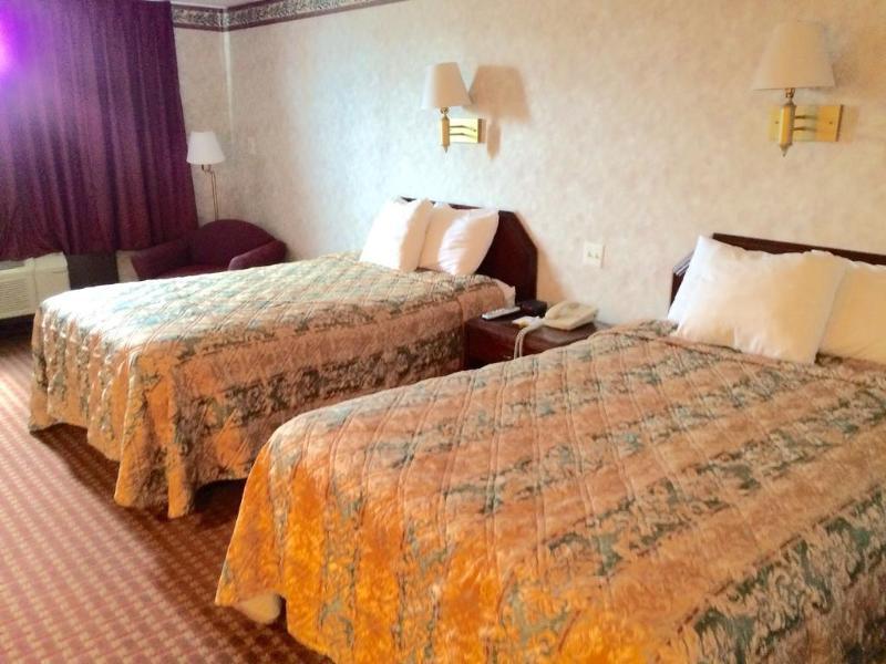 Comfort Inn Philadelphia International Airport West Chester Exterior photo